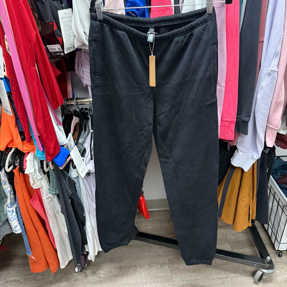 SKIMS Black Women's jogger Pants - Picture 2 of 4
